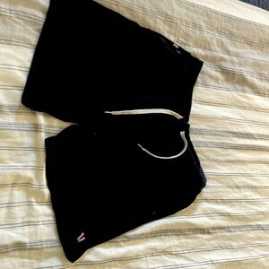 Excellent condition men’s elastic waist shorts